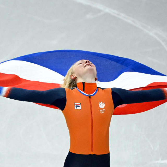 Xandra Velzeboer