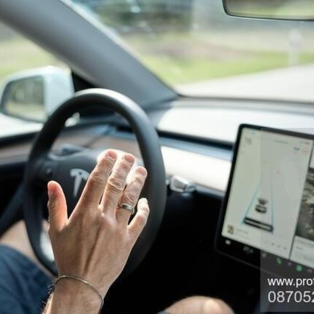 Tesla autopilot, ilustracija