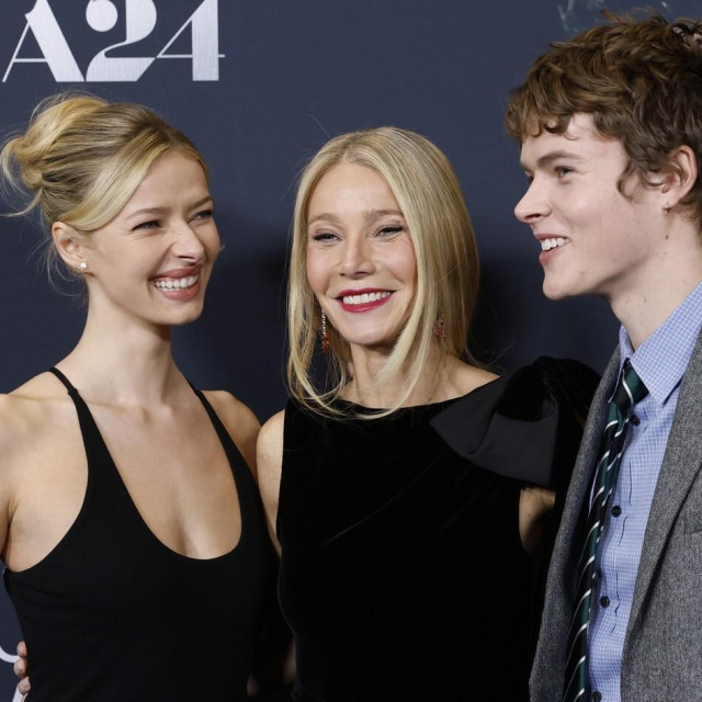 Gwyneth Paltrow, Apple Martin i Moses Martin