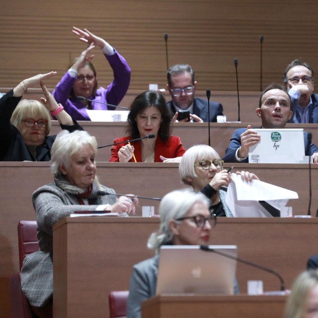 Dalija Orešković referirala se na slučaj Josipa Dabre i njegovog pjevanja ustaških pjesama
 