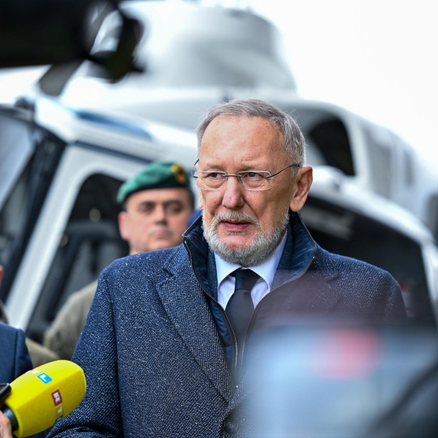 Davor Božinović