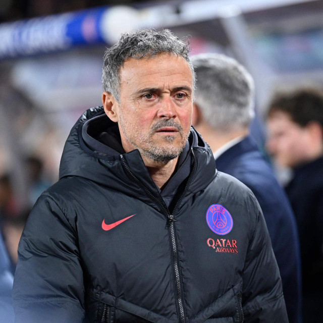 Trener PSG-a Luis Enrique uoči utakmice s Monacom u play-offu Lige prvaka