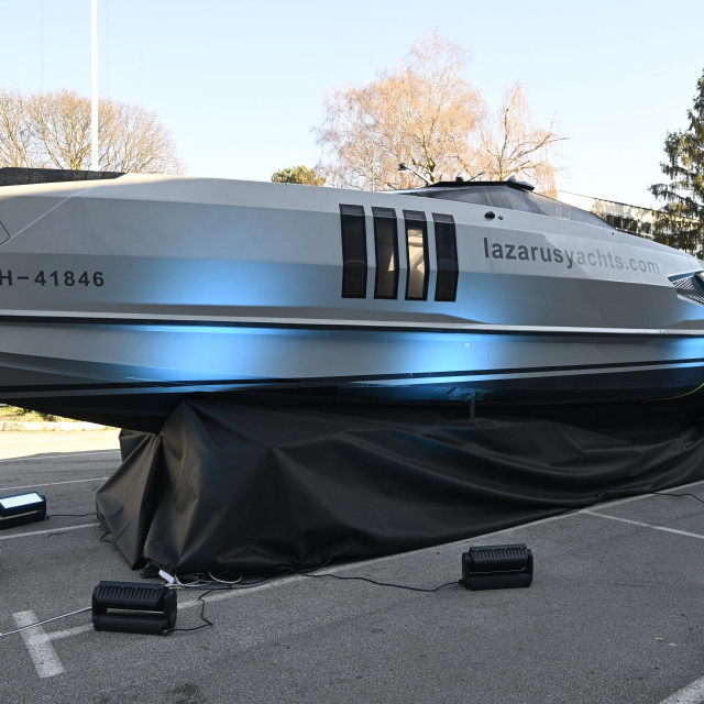 Lazarus 38
