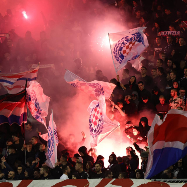 Navijači Hajduka na Jadranskom derbiju