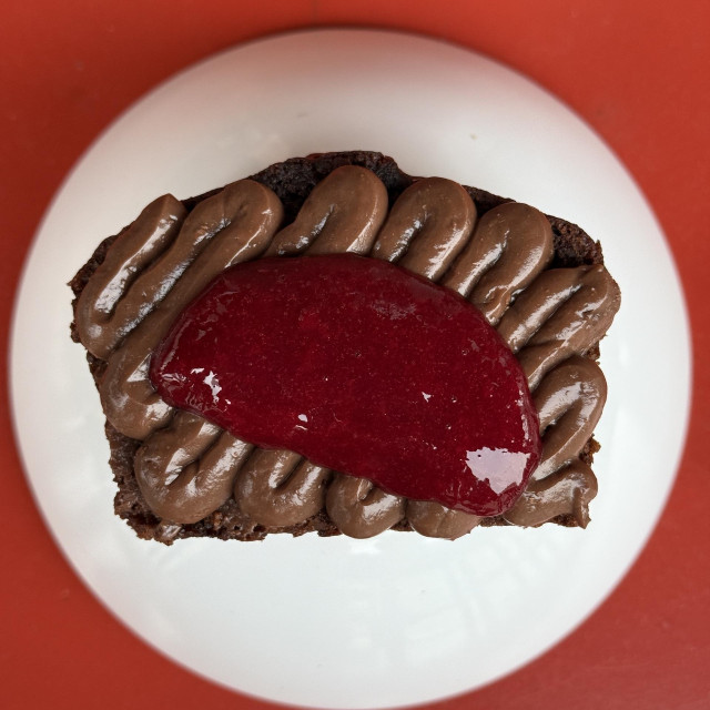 Kolač od maline i čokolade 