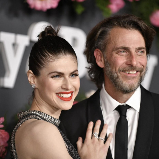 Alexandra Daddario i Andrew Form