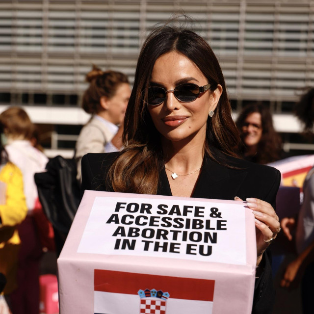 Severina u Bruxellesu kao predstavnica inicijative My Voice, My Choice