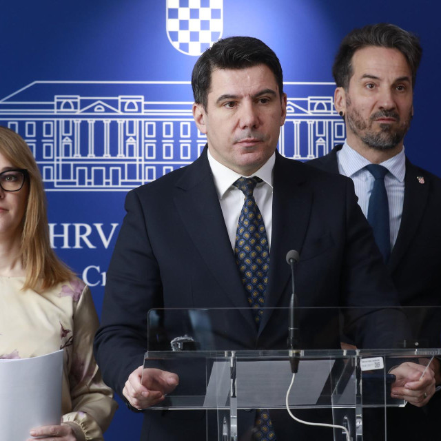 Petra Mandić, Nikola Grmoja, Marin Miletić