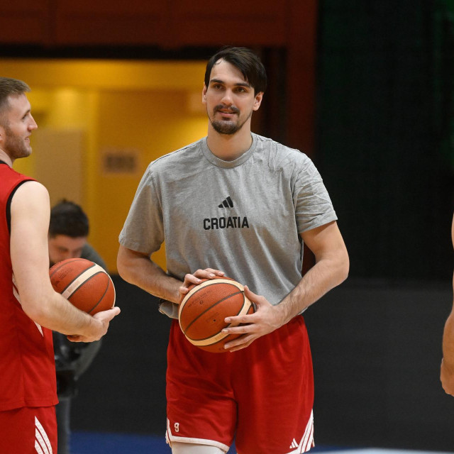 Dario Šarić će kao kapetan voditi Hrvatsku protiv Nijemaca
