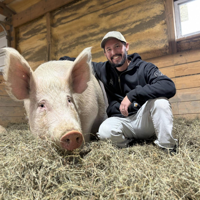 Startup tvrtka Mission Barns koristi najsuvremeniju tehnologiju kako bi proizvodila svoje ‘meso‘, bez da je ijedna životinja ubijena.
 