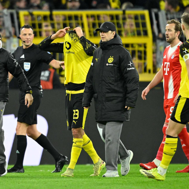 Emre Can nakon ozljede napušta travnjak