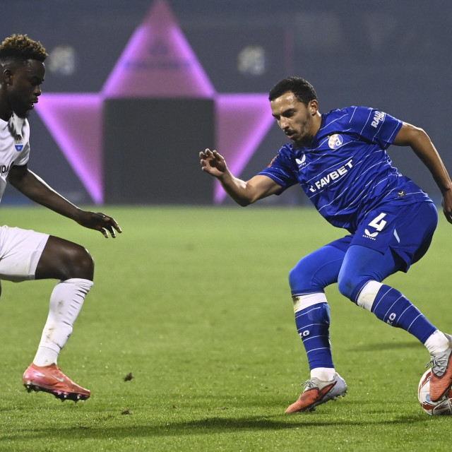 Ismael Bennacer (desno)