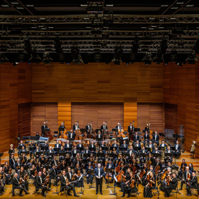 Generalna proba za 1. simfonijski koncert Staatskapelle Weimar s glavnim dirigentom Ivanom Repušićem i solistom Felixom Klieserom (rog) u Weimarhalleu
