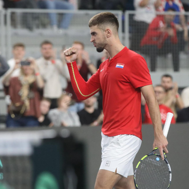 Dino Prižmić plasirao se u 2. kolo ATP Mastersa u Indian Wellsu