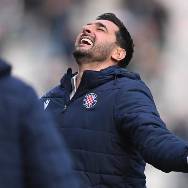 Marijan Budimir nakon pobjede Hajdukovih juniora nad Manchester Cityjem (2023.)