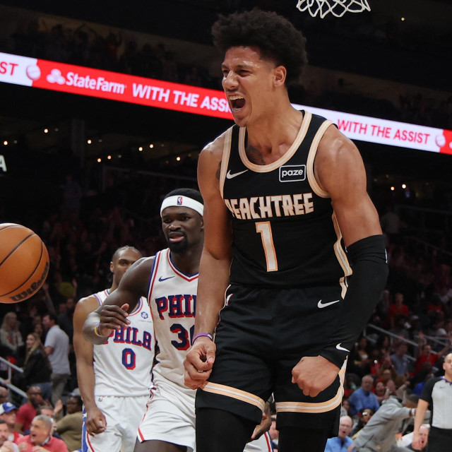 Jalen Johnson je upisao 35 poena, 10 skokova i sedam asistencija u pobjedi Atlante protiv Philadelphije