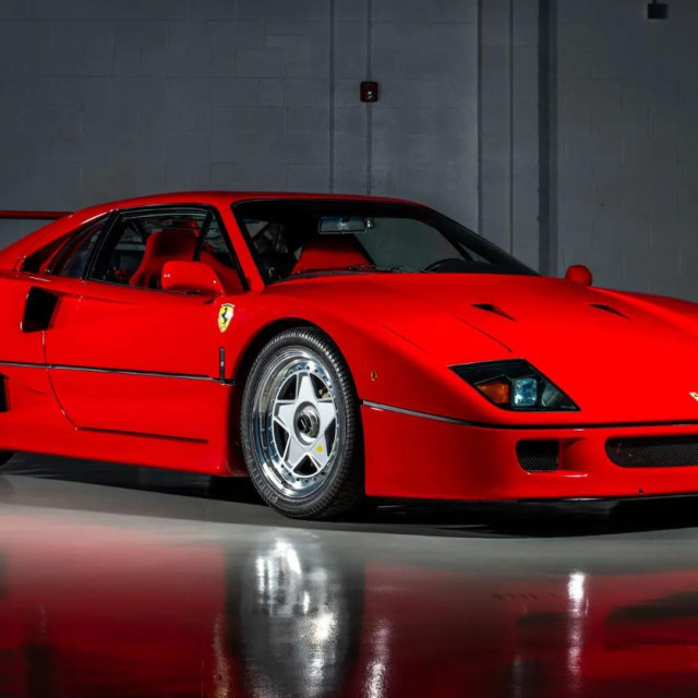 Sporni Ferrari F40