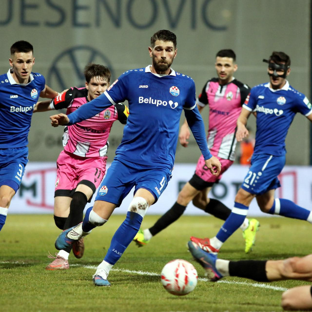 Detalj s ovogodišnje prvenstvene utakmice Slavena Belupa i Lokomotive u Koprivnici koju je domaćin dobio 2:0