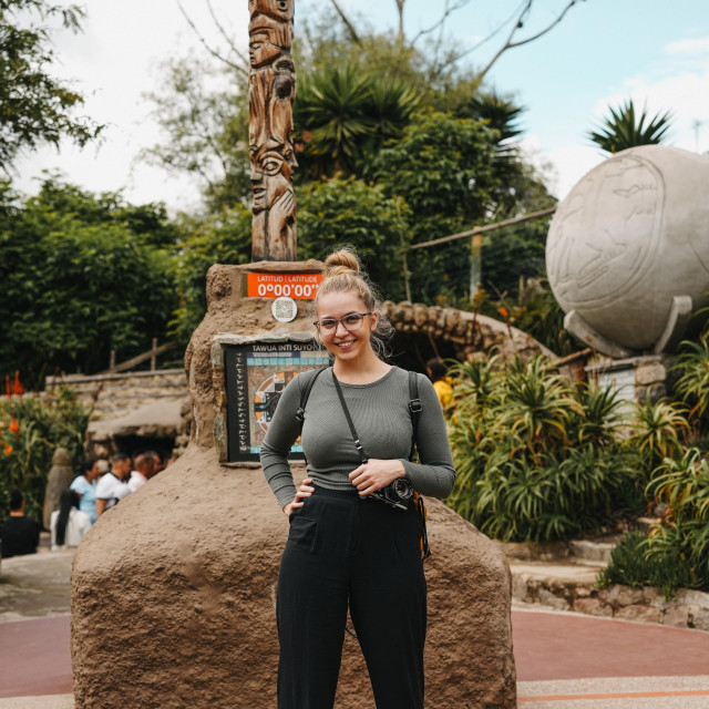 Zrinki je bilo zabavno stajati jednom nogom na sjevernoj, a drugom na južnoj polutki