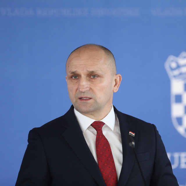 Ivan Anušić, arhivska fotografija