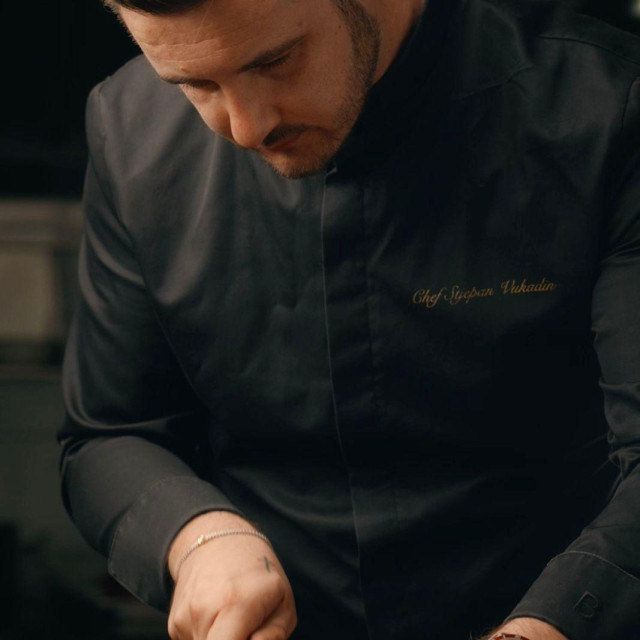 Poznati chef kaže da je važno da se sirnica u pečenju ne presuši