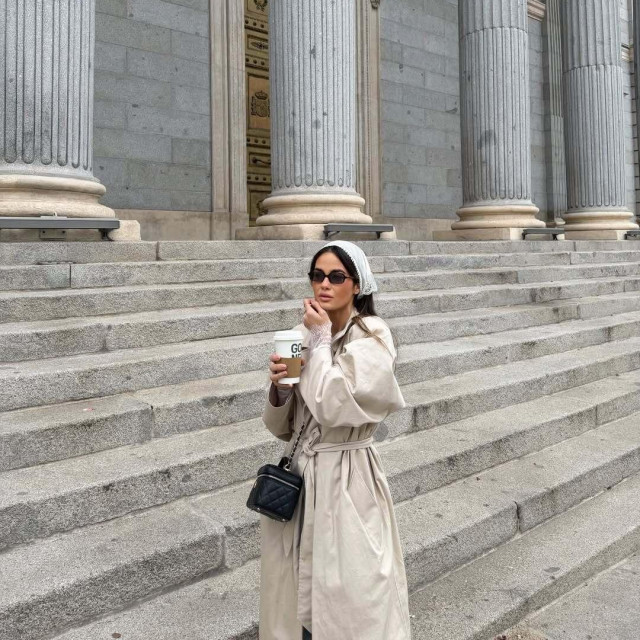 Čipkasta marama Adriane Ćaleta-Car oduševila nas je na prvi pogled