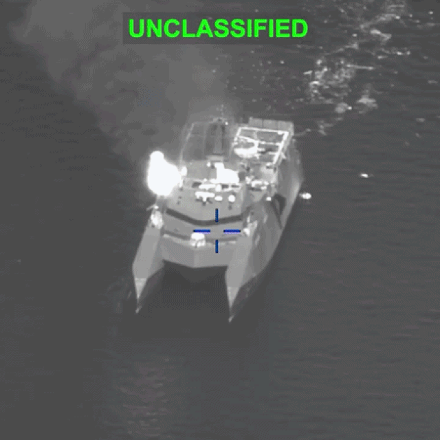 Isječak iz snimke koja navodno pokazuje američke napade na iranske brodove