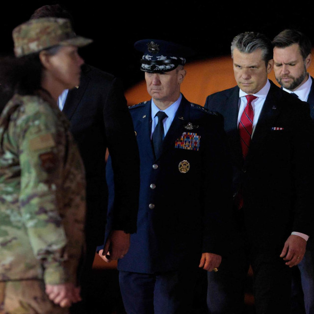 Dan Caine, Pete Hegseth i JD Vance