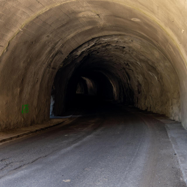 Tunel, ilustracija