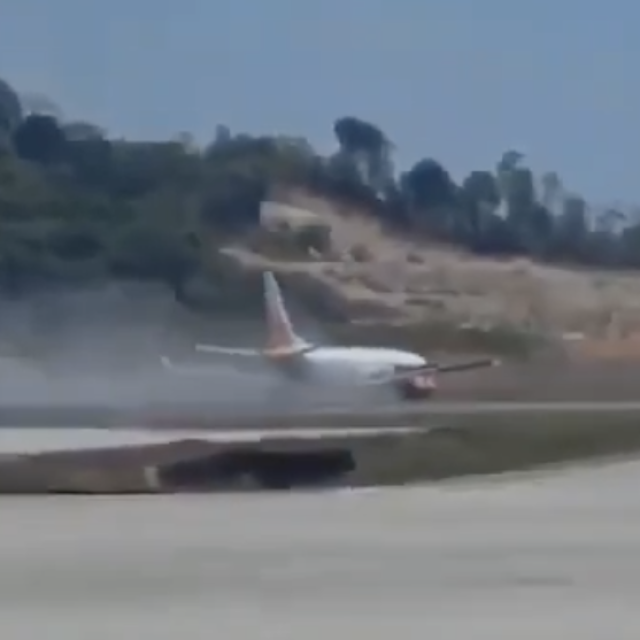 Slijetanje aviona u Phuketu