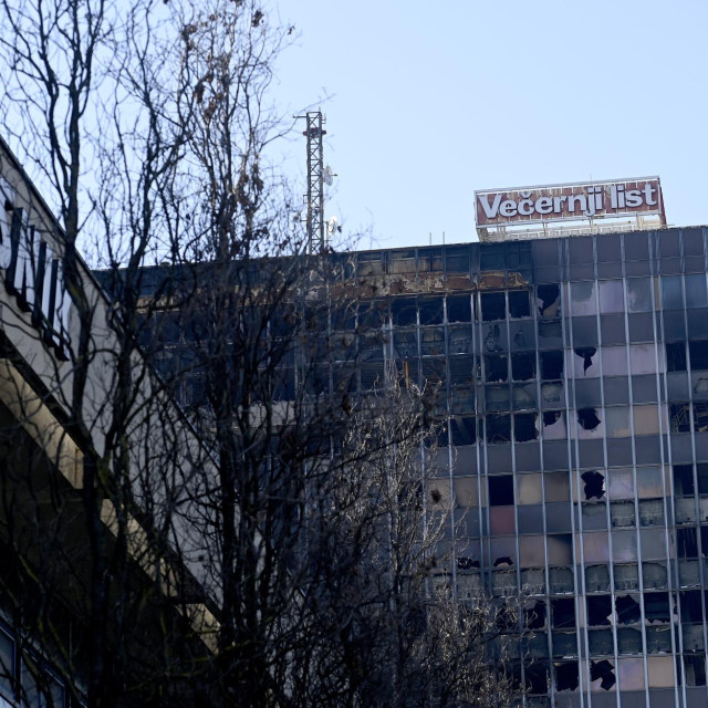 Radovi na rušenju Vjesnikovog neboder