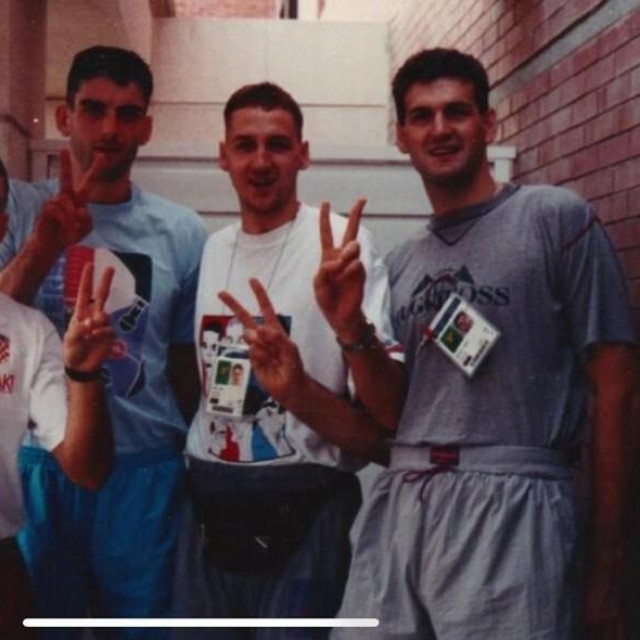 Franjo Arapović u Barceloni s Draženom, Stojkom Vrankovićem i Dinom Rađom 