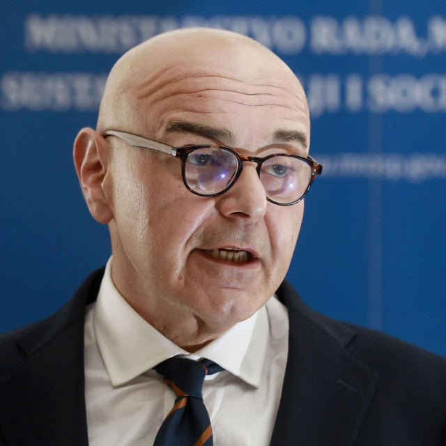 Alen Ružić
 