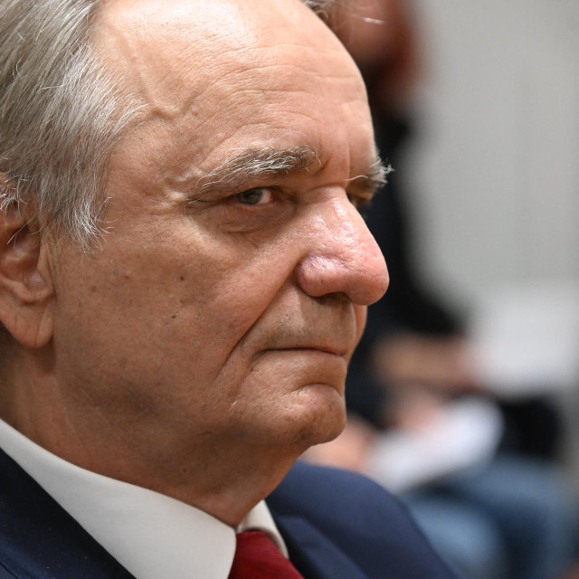 Županijski sud u Zagrebu u listopadu 2023. nepravomoćno je osudio Branimira Glavaša na sedam godina zatvora za ratne zločine nad civilima