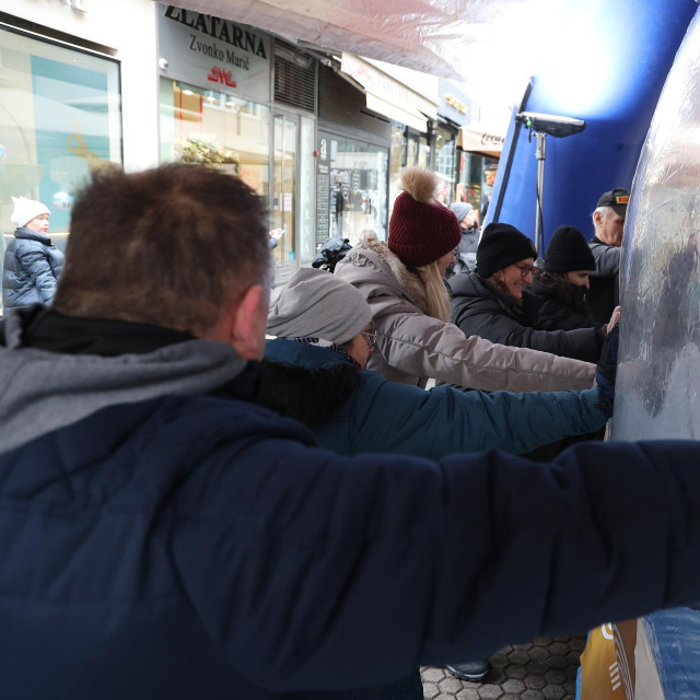 Nagradna igra drugog programa Hrvatskog radija, Ilustracija