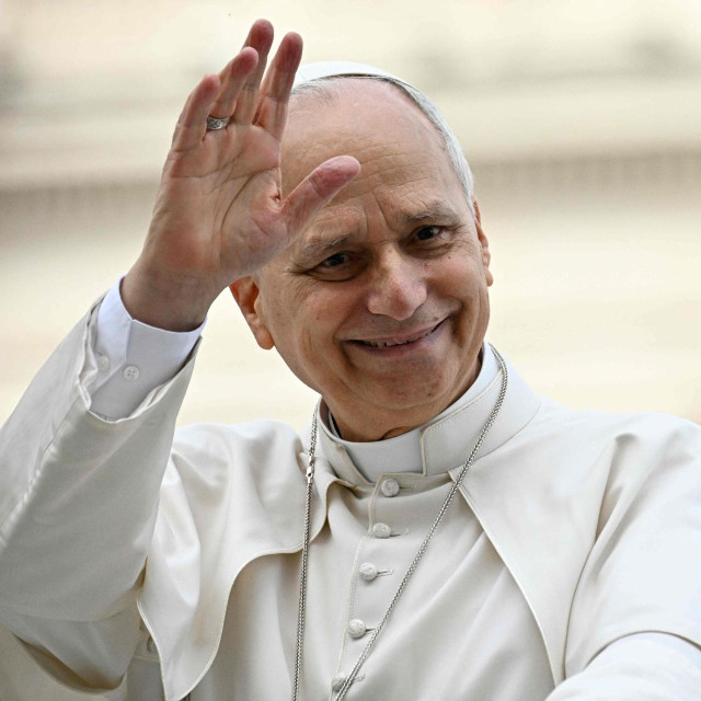 Papa Lav XIV.