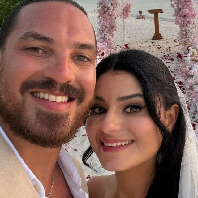 Par zapeo na Maldivima