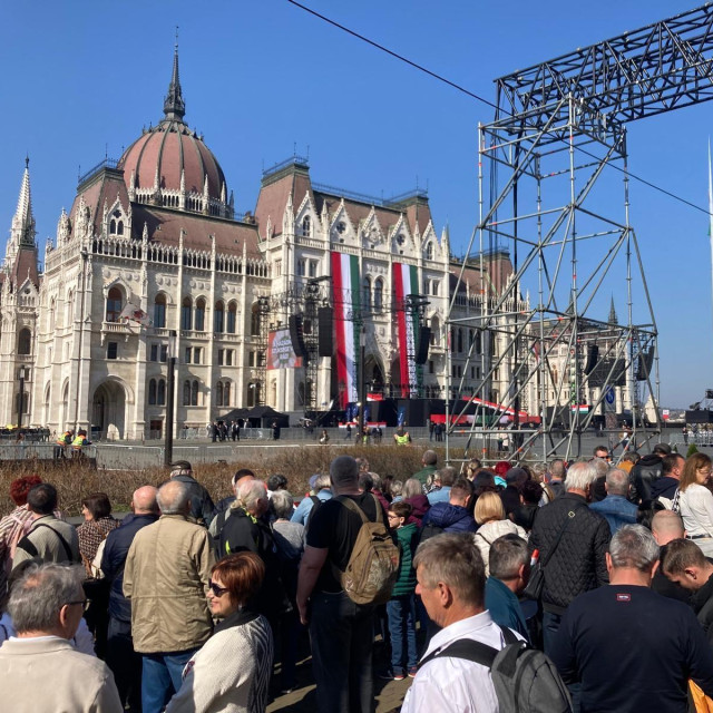 Budimpešta bitka marševa - danas se odlučuju povijesni izbori u Mađarskoj?