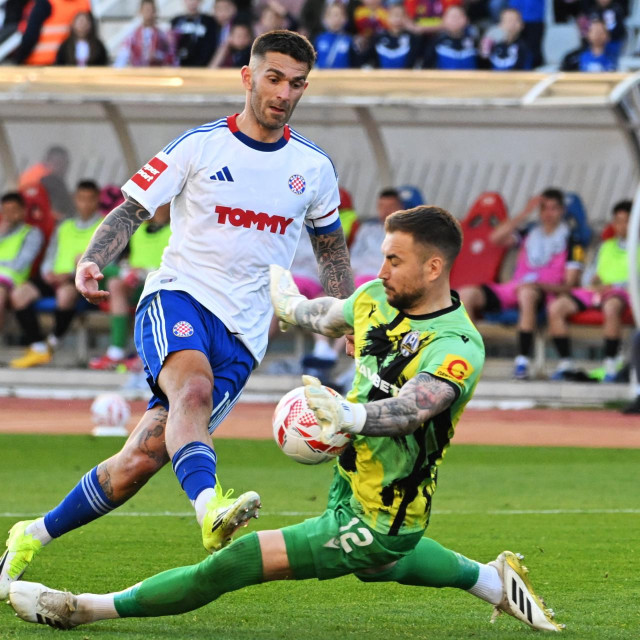 Marko Livaja i Josip Posavec