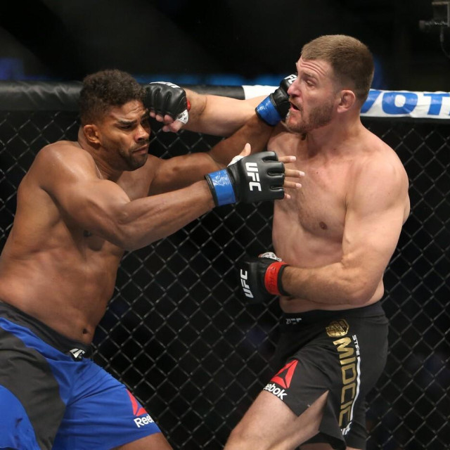 Alistair Overeem (lijevo) vs. Stipe Miočić (desno) | UFC 203