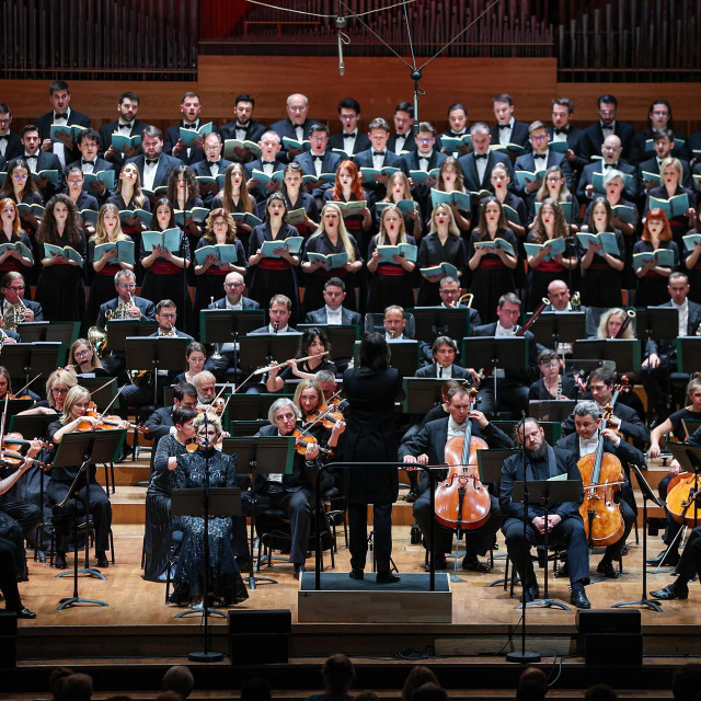 Koncert ZGF, Crveni ciklus. Johannes Brahms: Njemacki rekvijem, za sopran bariton, zbor i orkestar, op.45. Dawid Runtz, dirigent, Sarah Traubel, sopran, Matija Meić, bariton