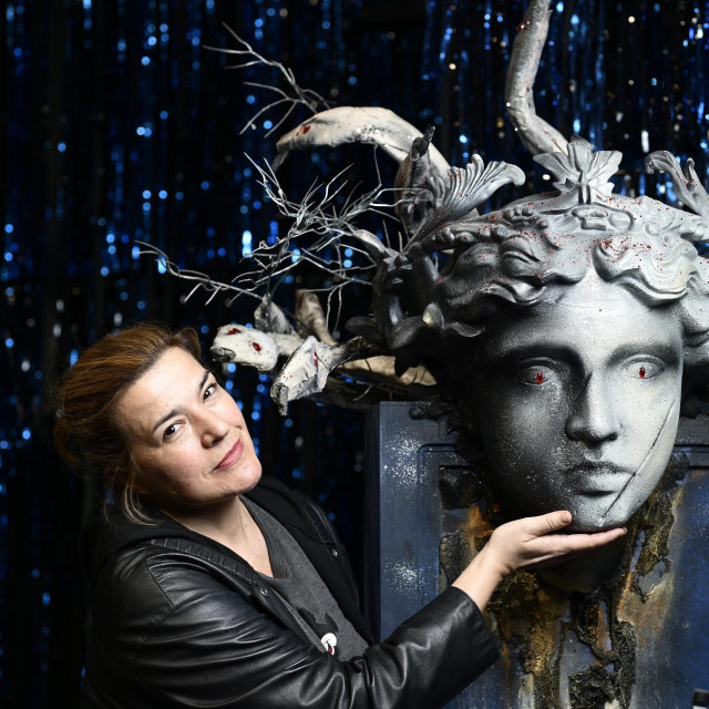 Redateljica Dora Ruždjak Podolski osmislila je raspjevanu i duhovitu predstavu o grčkim bogovima
 