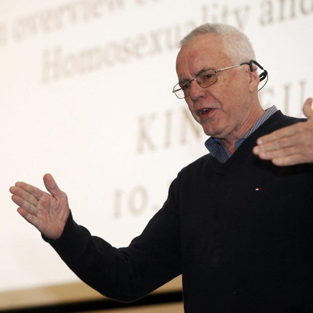 Trivers je Epsteinu poslao o čemu će govoriti, a onda nastavio: ‘Žene u Zagrebu jako su lijepe, možda pomalo svjetlije puti nego što sam naviknuo, ali veselim se što ću morati napraviti prilagodbu‘