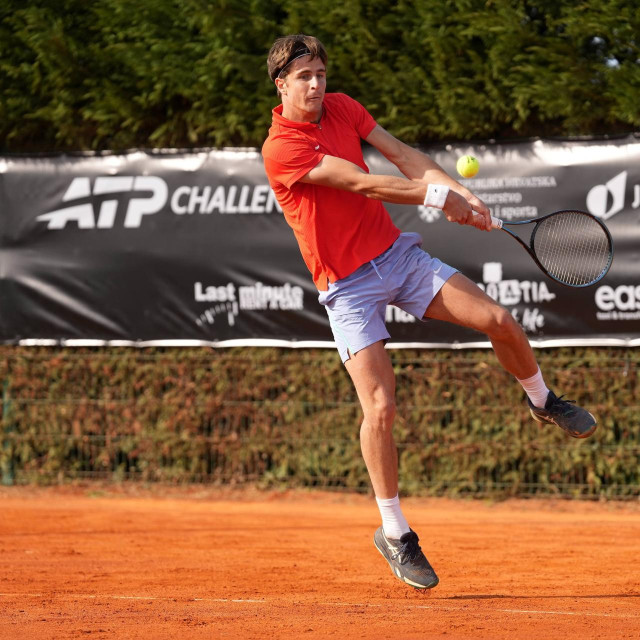 Duje Ajduković