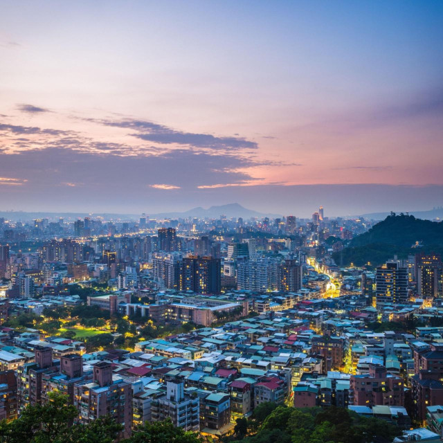 Panoramski pogled na Taipei, glavni grad Tajvana