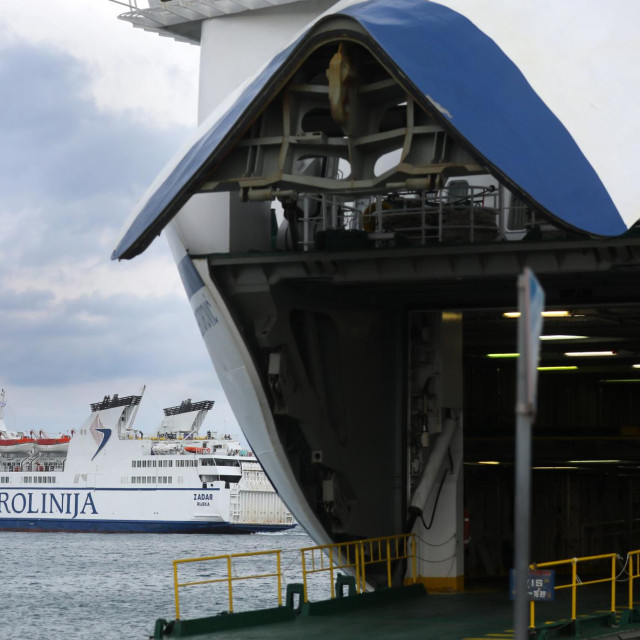 Jadrolinija kreće u obnovu flote koja je prosječno stara 27,8 godina
 
