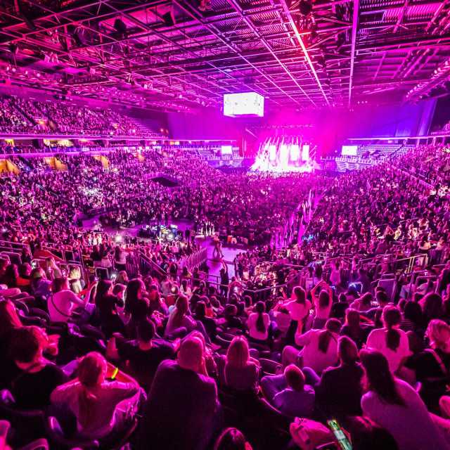 K-POP FOREVER! show u Areni Zagreb