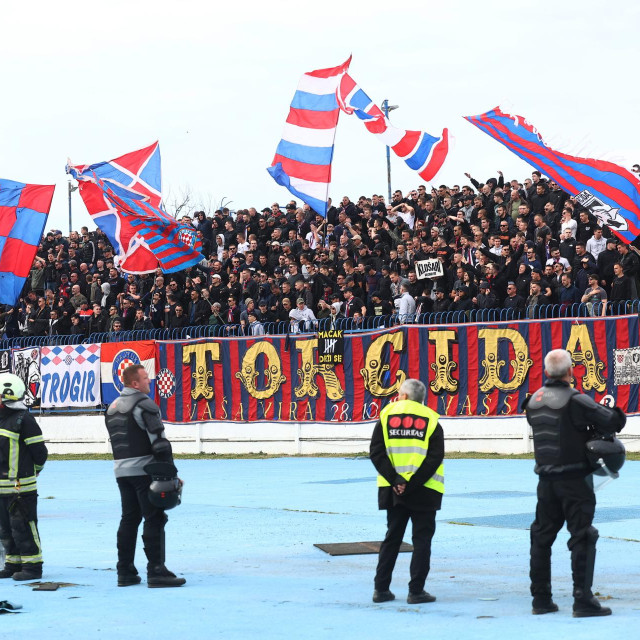 Torcida u Gradskom vrtu