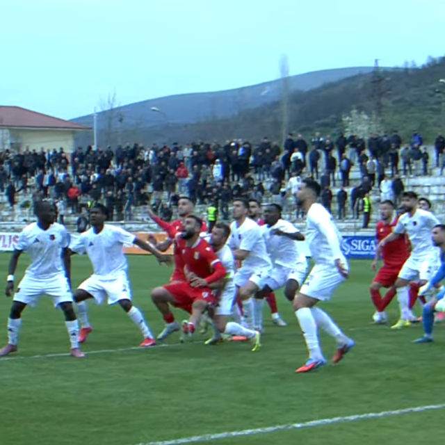 Bylis - Flamutari prekršaj za penal iz kojeg je Murić zabio