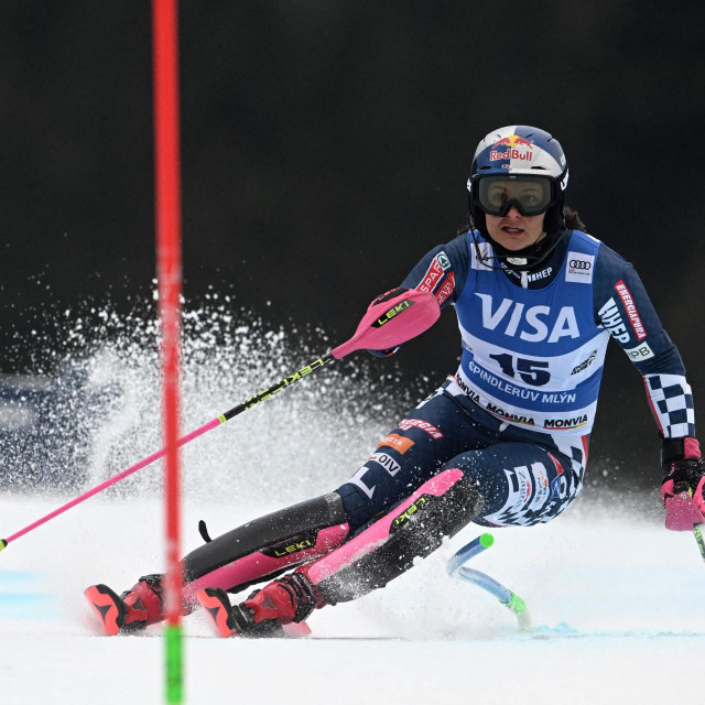 Croatia‘s Zrinka Ljutic competes in the first run of the Women‘ Slalom event of FIS Alpine Skiing World Cup in Spindleruv Mlyn, Czech Republic on January 25, 2026. (Photo by Michal Cizek/AFP)